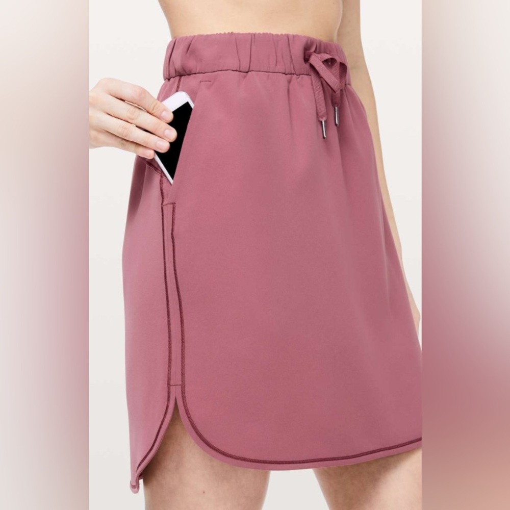 Lululemon On The Fly Skirt Woven Skirt Size 4